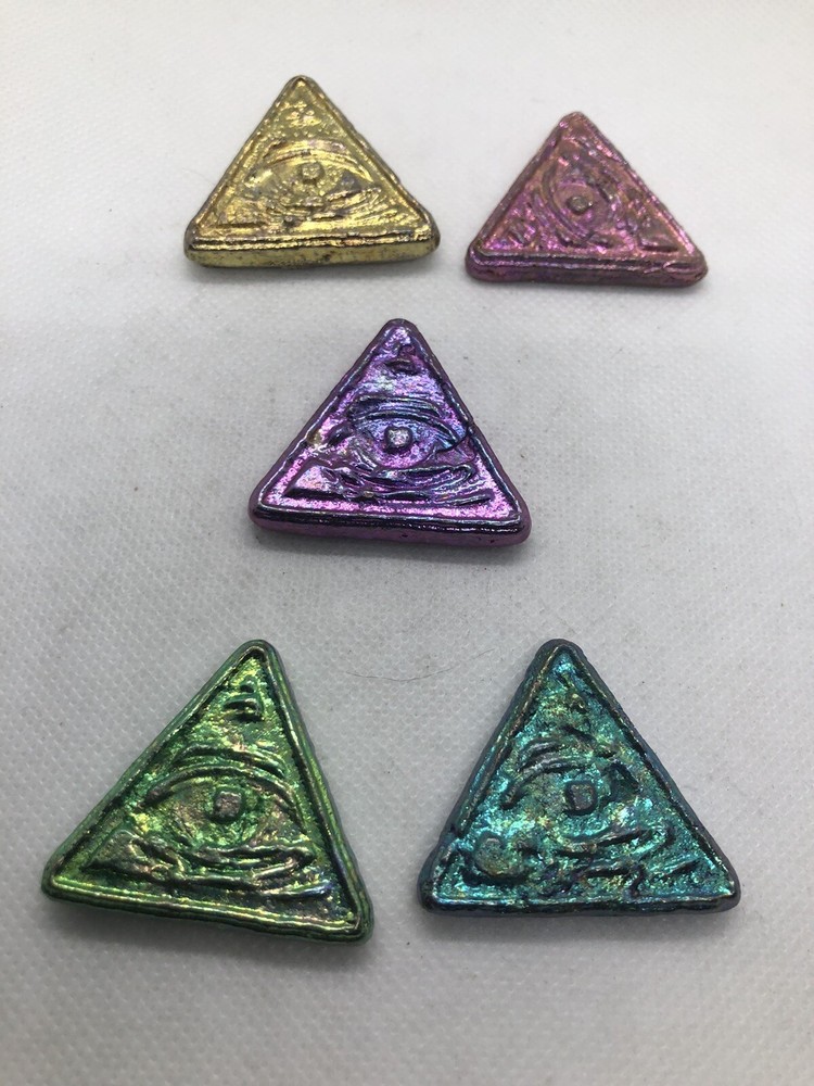 Bismuth Illuminati Eye - 1 Piece