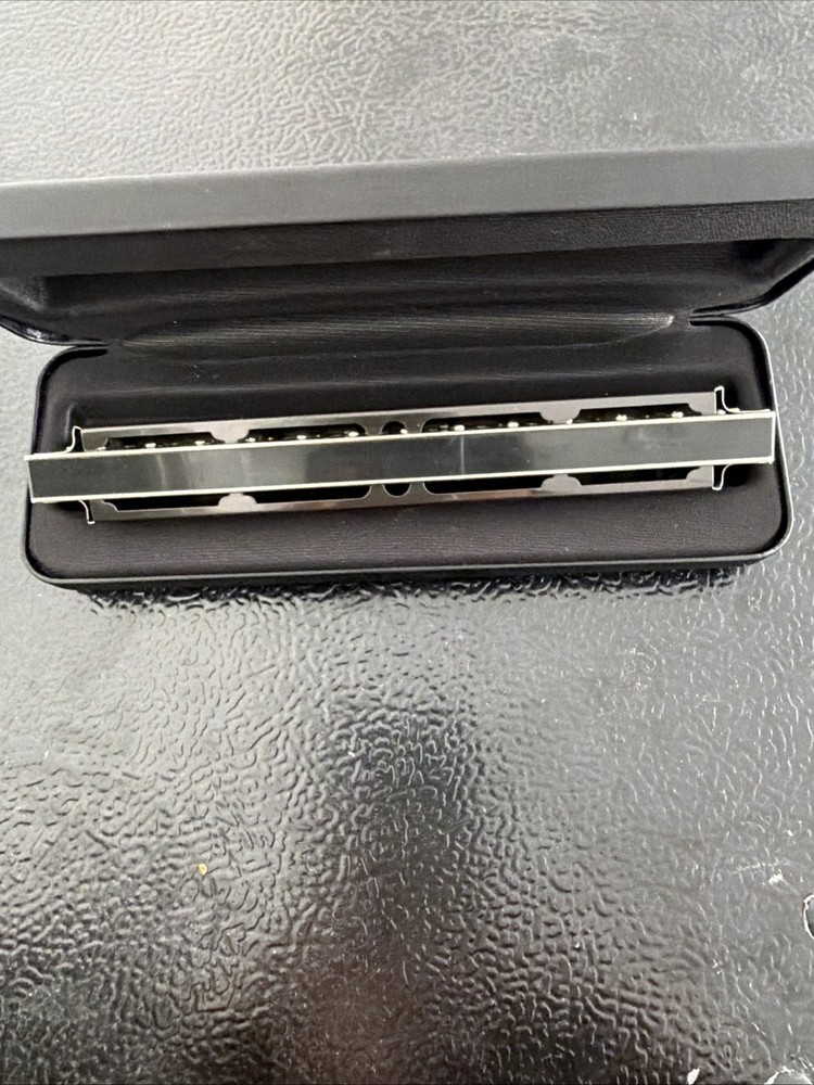 Leon de Oro Harmonica 24 holes