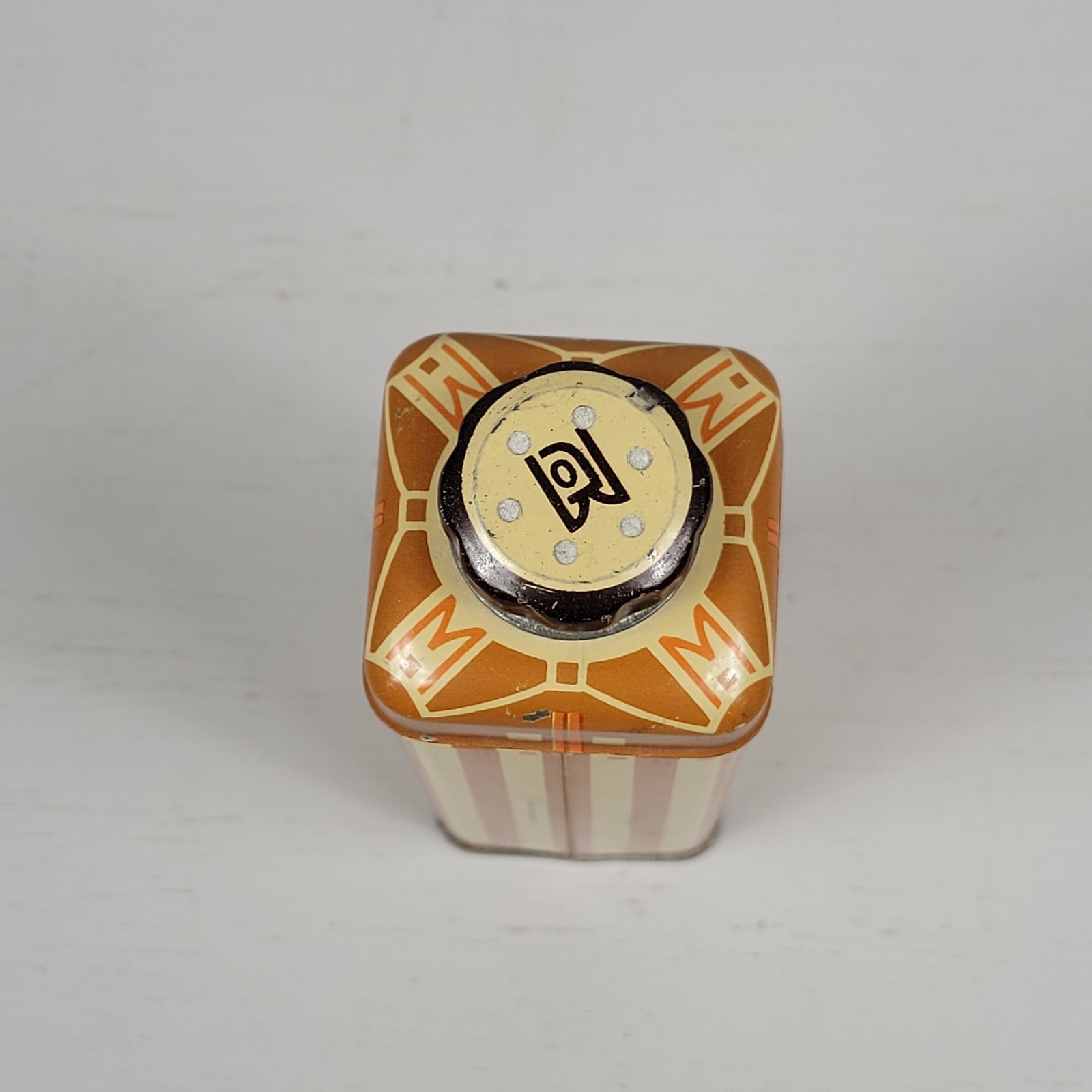 Vintage Mennen Talcum For Men Tin Stripes After The Bath USA 4 1/8oz