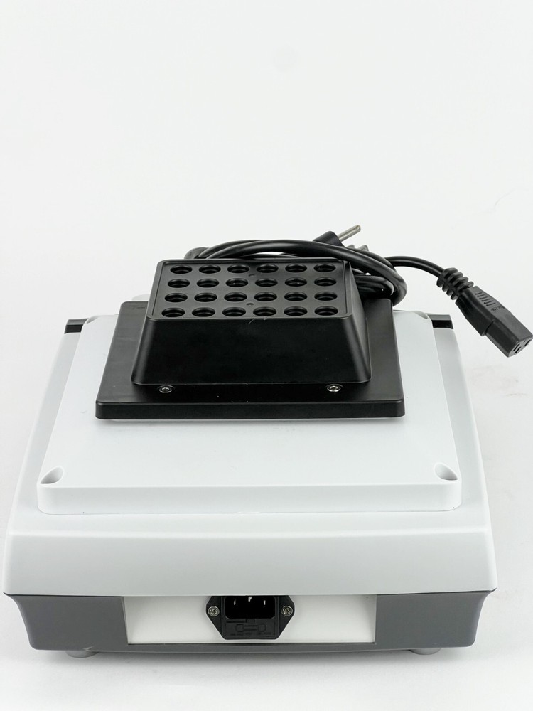 Thermo Scientific Digital Shaking Dry Bath Model No. 88880027