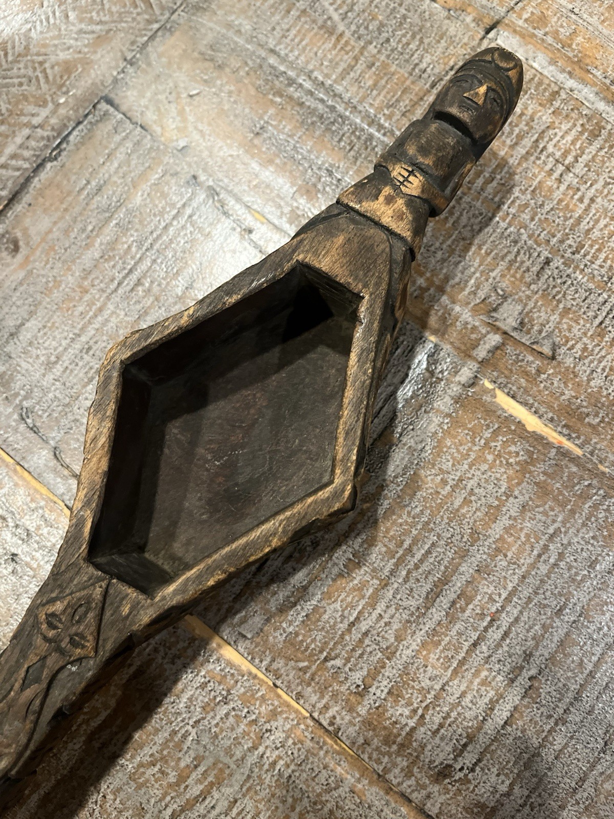 Antique Paiwan Noble Ceremonial Twin cup Linnak Hand Carve Taiwan Aboriginal 20”