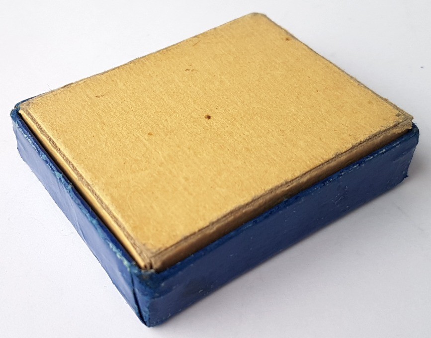 Set Cube Bakelite Original Packaging around 1920 L718