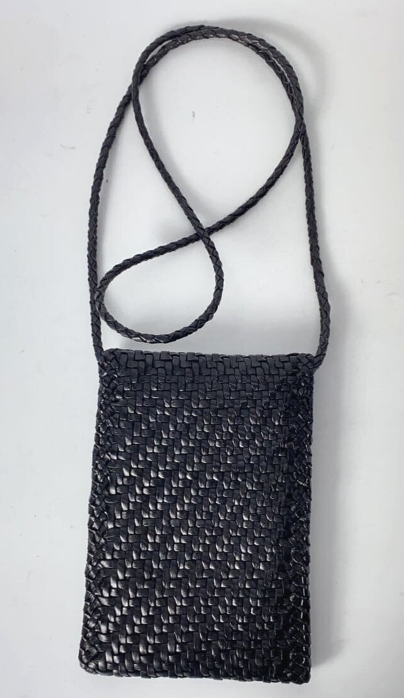 Dragon Diffusion Woven Leather Shoulder Bag Black Handwoven Slim Authentic
