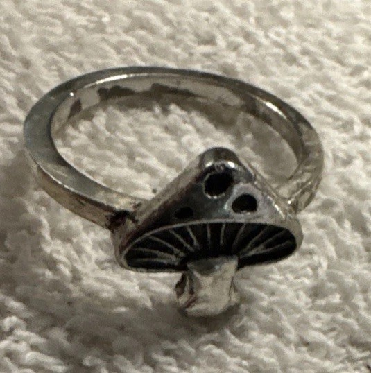 6  3/4 size,Sterling Silver hippie Mushroom Ring, Handmade Silver Toadstool vtg