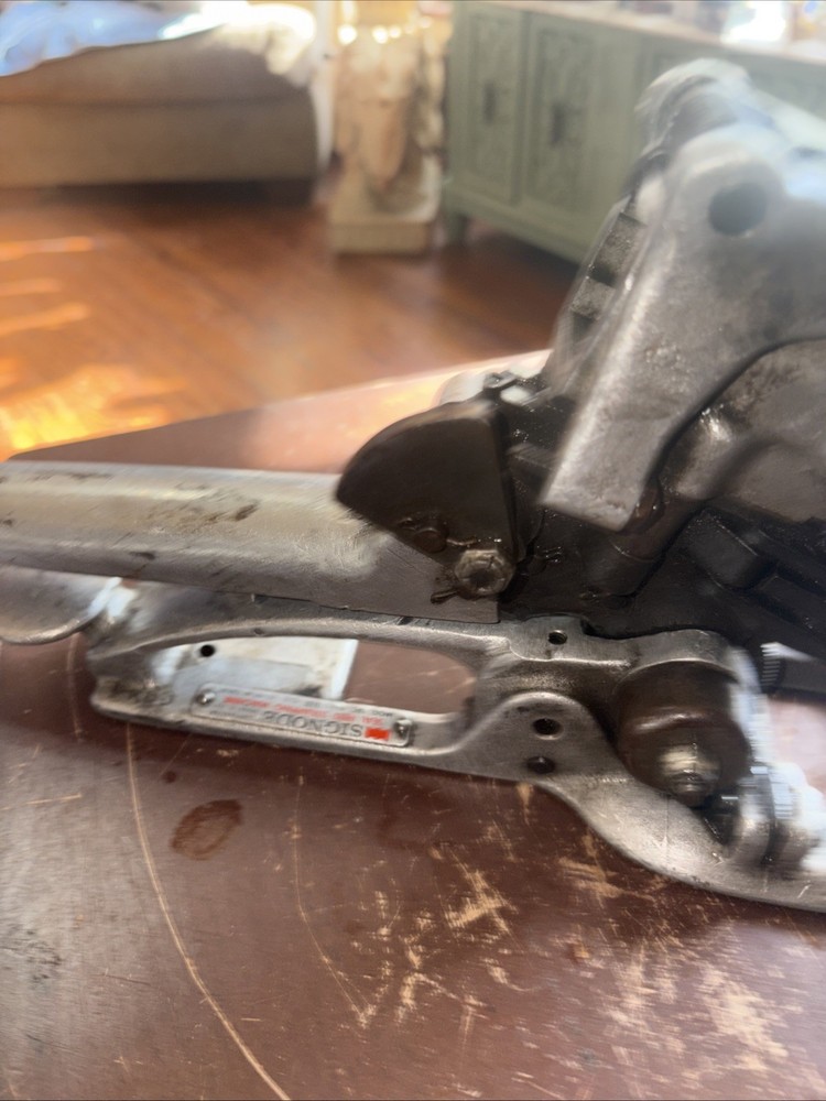 Signode Seal Feed Strapping Machine Model SFC5823 Size 5/8