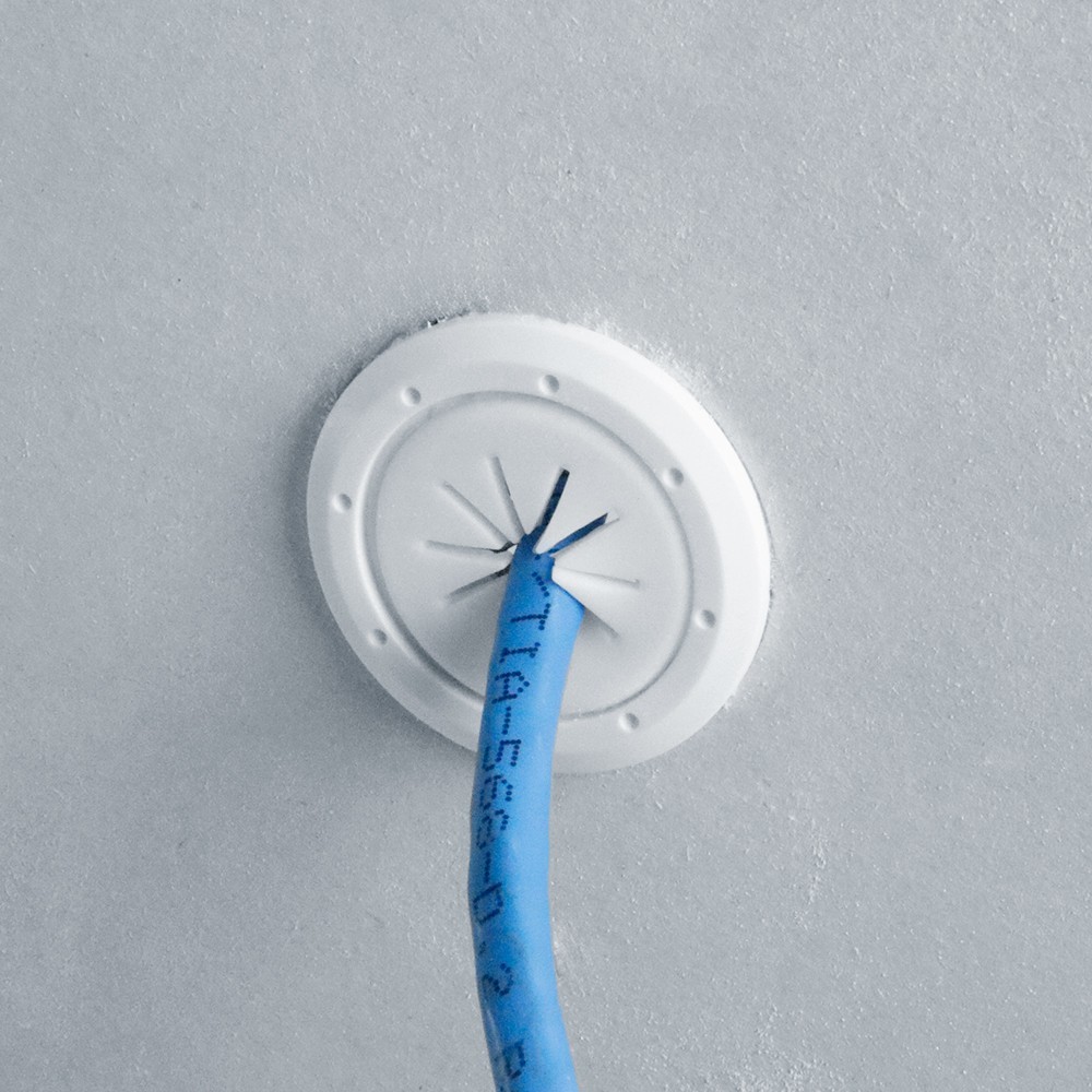 1.5" Cable Pass Through Port Spring Lock - White - Construct Pro Speedy’Z