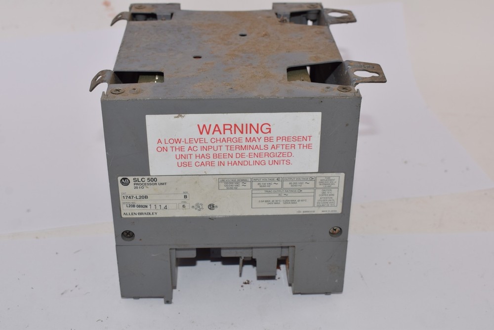 Allen Bradley SLC 500 Processor Unit Rack 1747-L20B