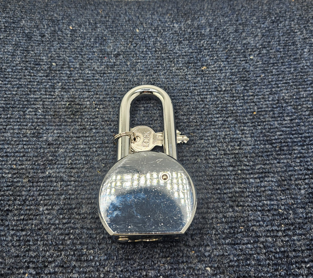 CargoMaxx Solid Body Padlock With 3 Keys