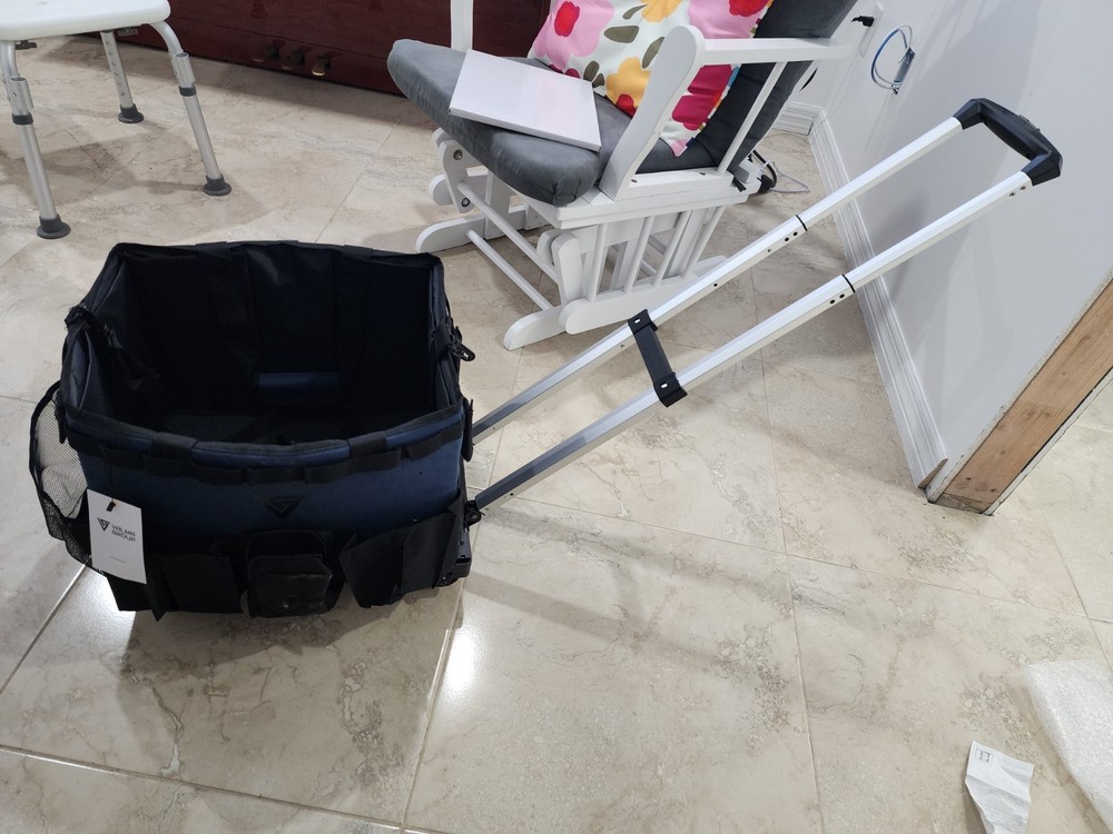 Valma Group 4 Wheels Car