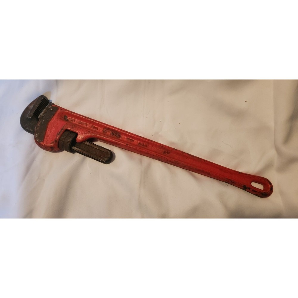 RIDGID 24" HEAVY DUTY PIPE WRENCH