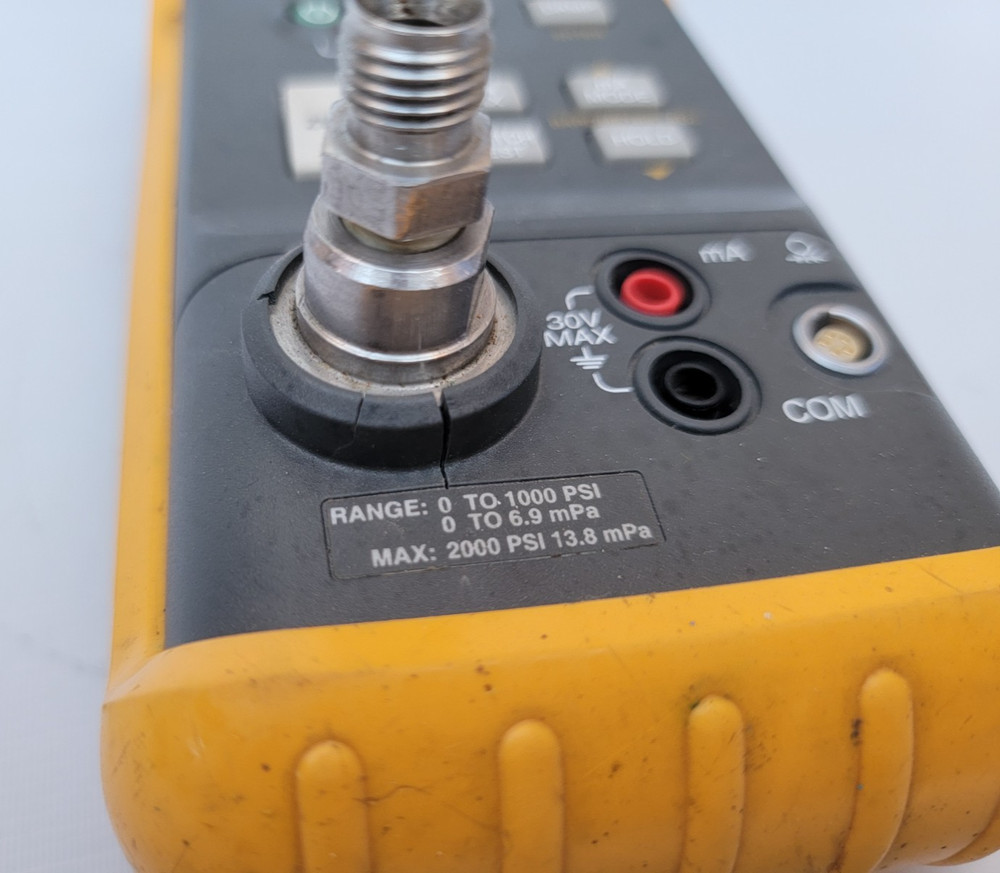FLUKE 717 1000G Pressure Calibrator