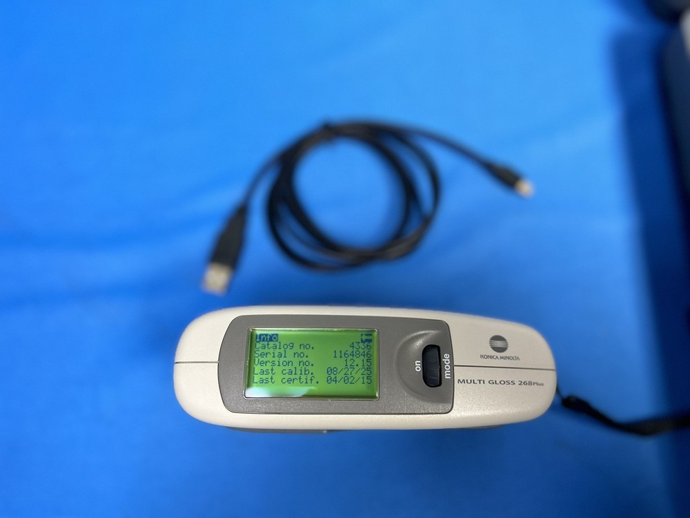 Konica Minolta 268 Multi Gloss Meter