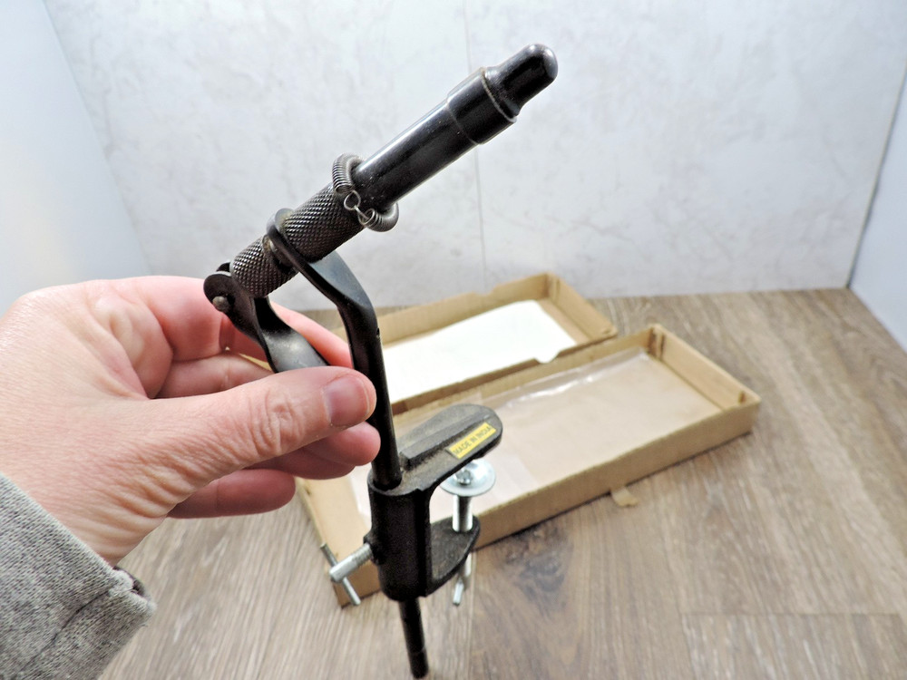 Sunrise Super AA Fly Tying Vise Black