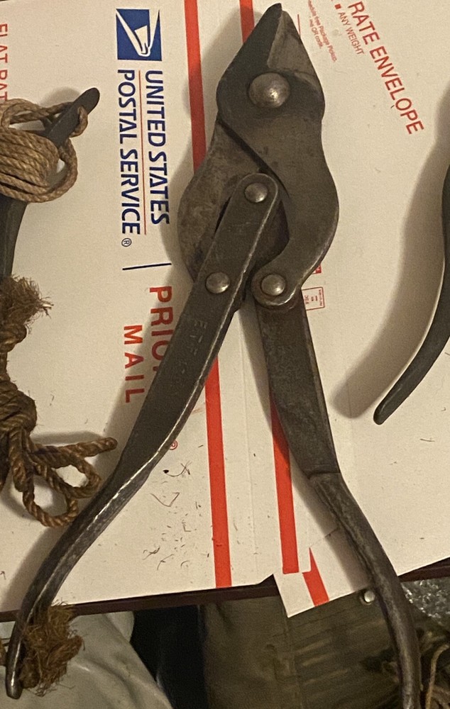 ** Original WW2 British Army Folding Wire Cutters, WWll