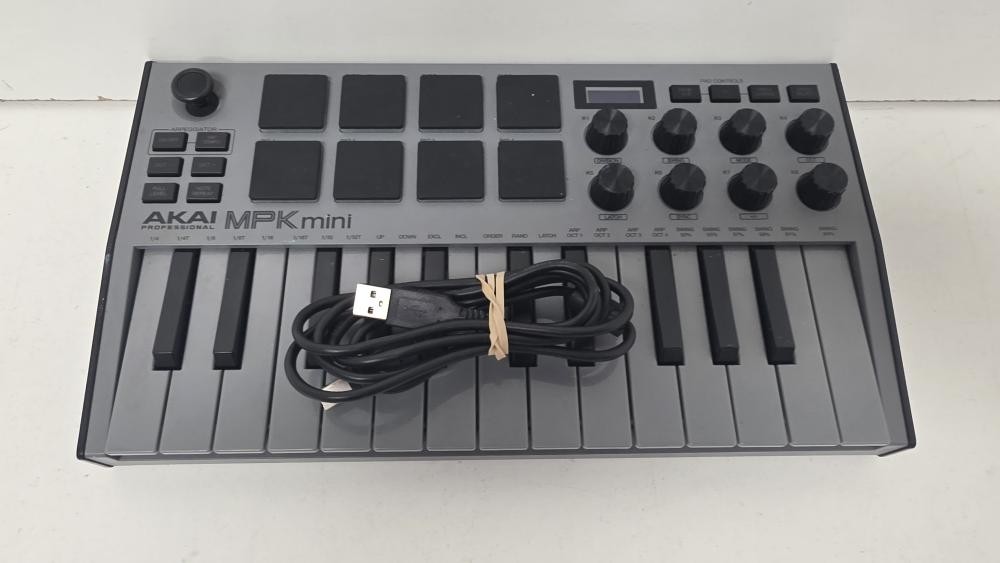 AKAI MPK MINI (P08035070)