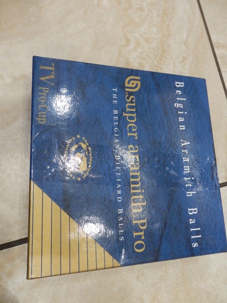 Aramith AR1141 Tournament Pool Balls Set