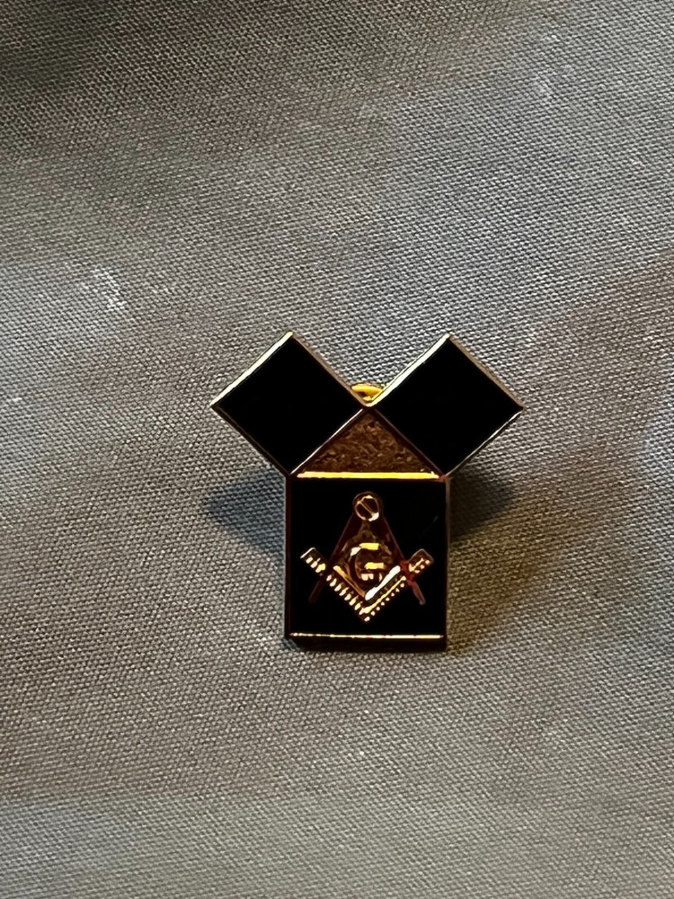 Masonic Euclid's 47th Problem Square Compass Lapel Tac Pin Black Gold NEW!