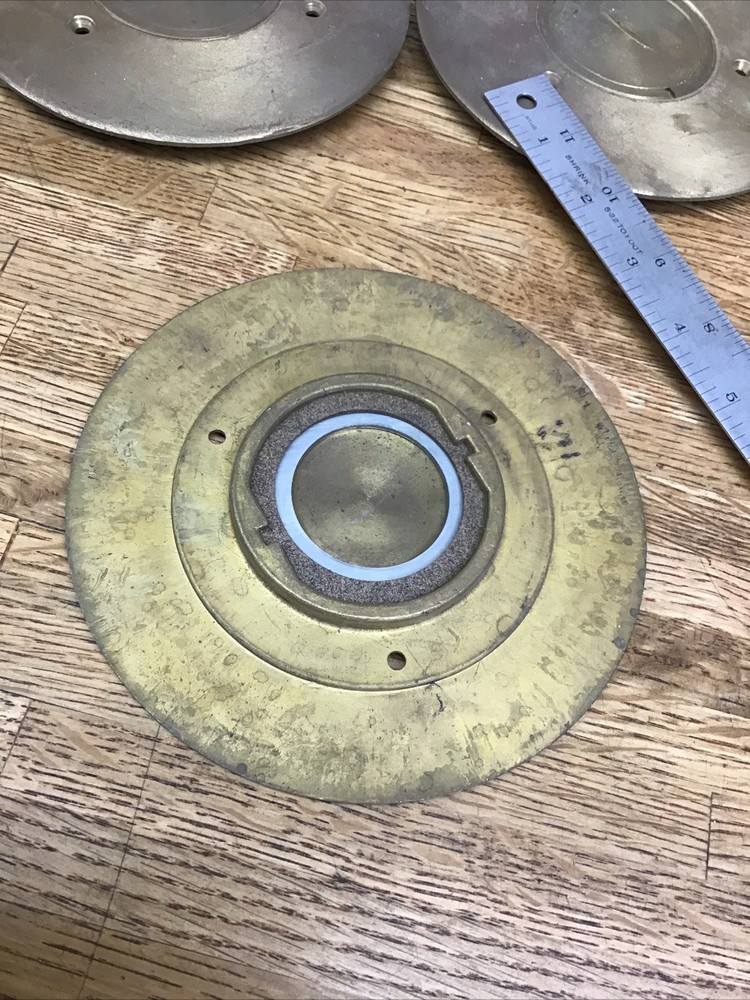 WALKER Wiremold 896 Cover plate With Abandon Plug