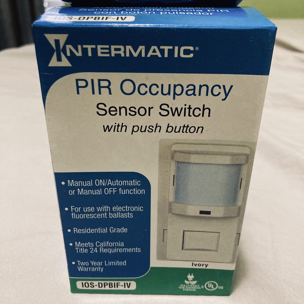 NEW PIR Occupancy/Motion Sensor Switch IOS-DPBIMF-WH Intermatic with Push Button