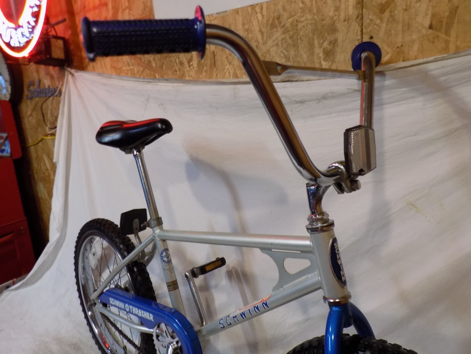 1981 SCHWINN THRASHER BMX BIKE PREDATOR SCRAMBLER OLD SCHOOL GT VINTAGE CLEAN 81