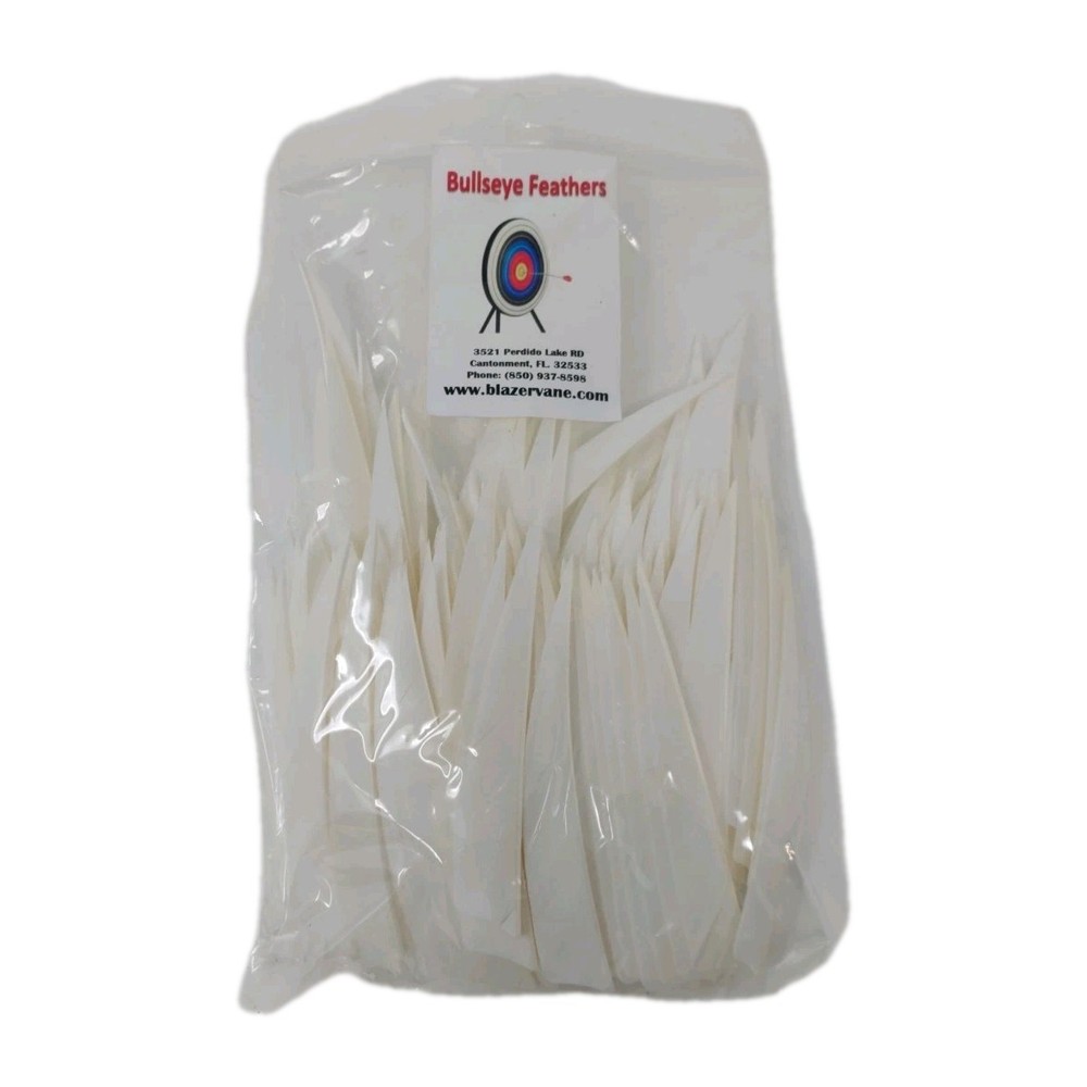 100pk Bullseye Archery Feathers 4" Right Wing: Shield Solid White