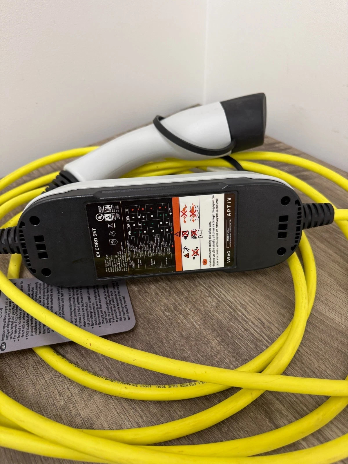 Genuine VW Volkswagen ID.4 EV Charger OEM VW ID.4, BUZZ, egolf, Charging Cable