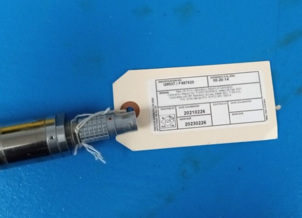 Narda 8718B RF Survey Meter With 8741D Isotropic Probe w/ Case