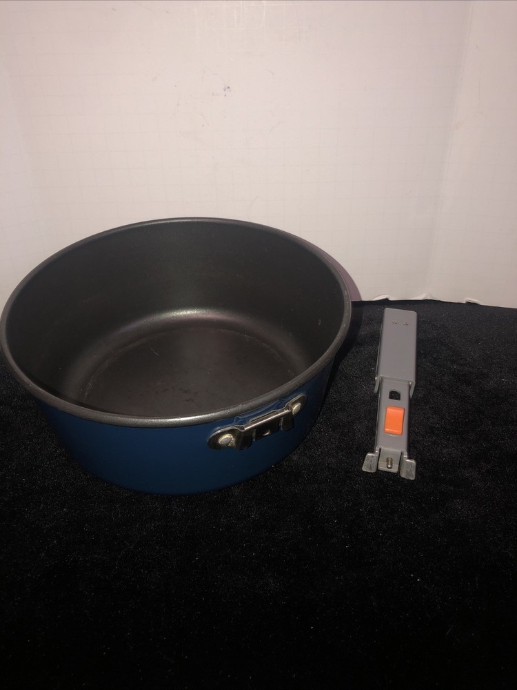 Multi piece Camping Cookware complete set