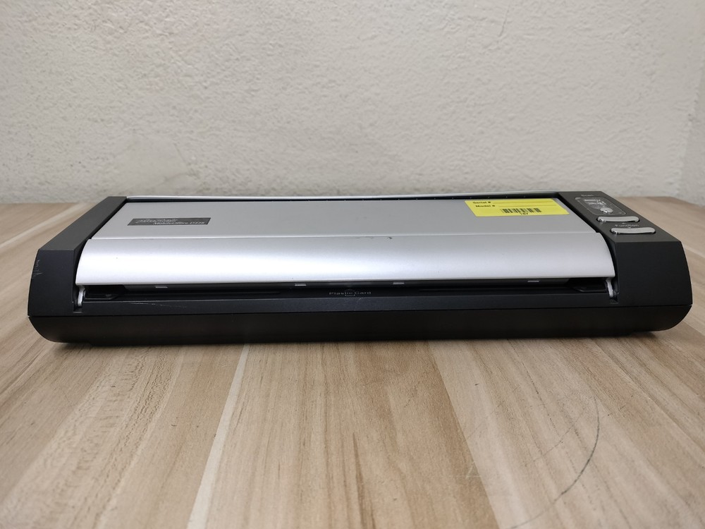 Plustek MobileOffice D428 600dpi Duplex Handheld Sheetfed Scanner