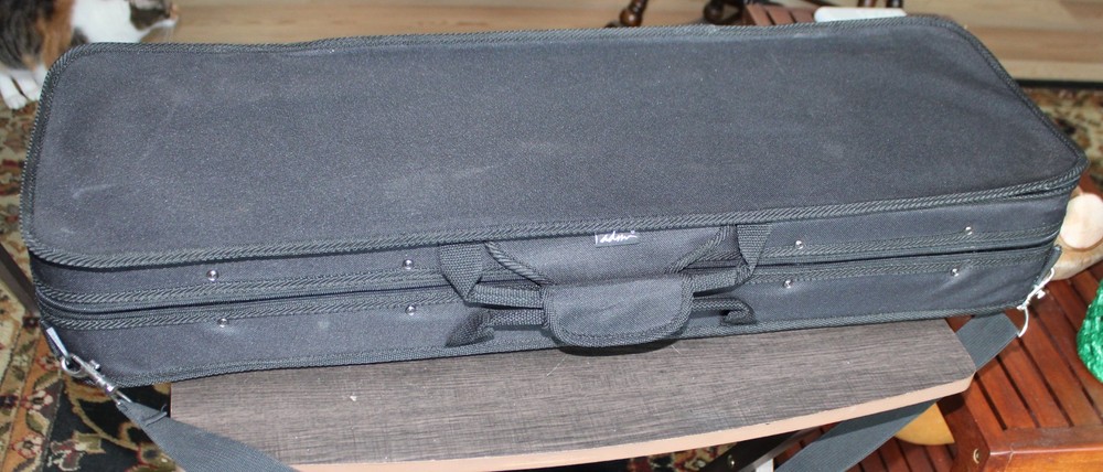 ADM full size 4/4 Violin Case Rectangular Music sheet compartment, silk bag