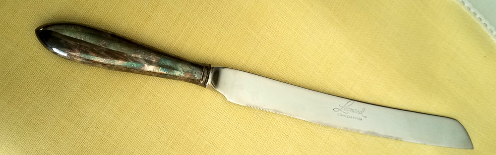 Leonard Cake Knife