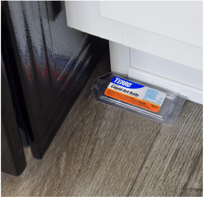 TERRO T300B Liquid Ant Killer, 12 Bait Stations