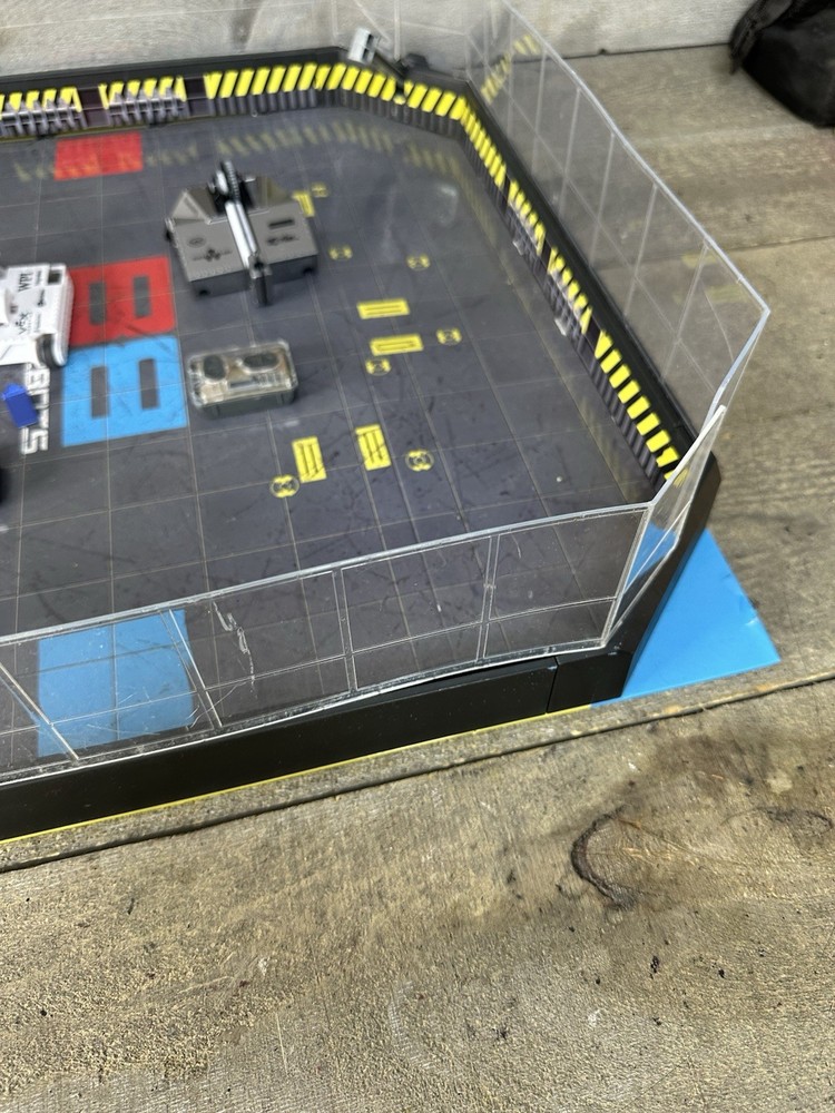HEXBUG BattleBots Arena Bite Force & Blacksmith Arena Game Board Working Remote
