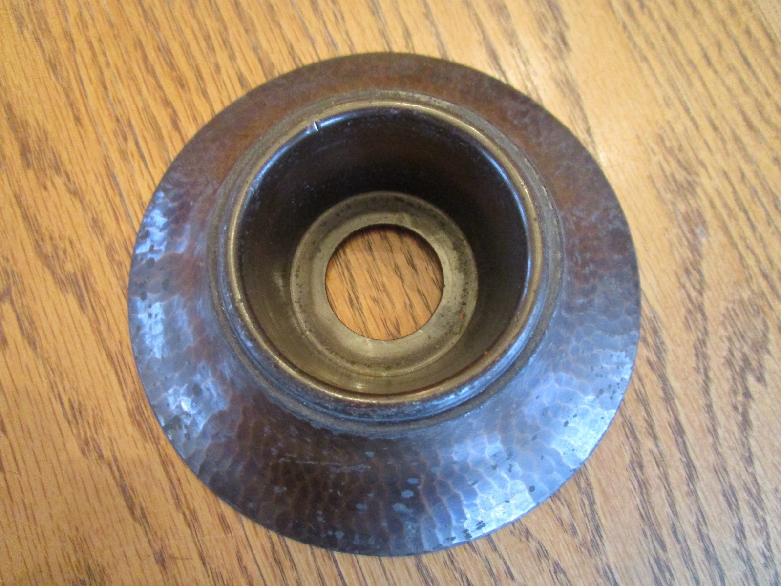 Vtg Inkwell ROYCROFT Signed Ink Well w Lid Arts Crafts Mission Hammered Copper