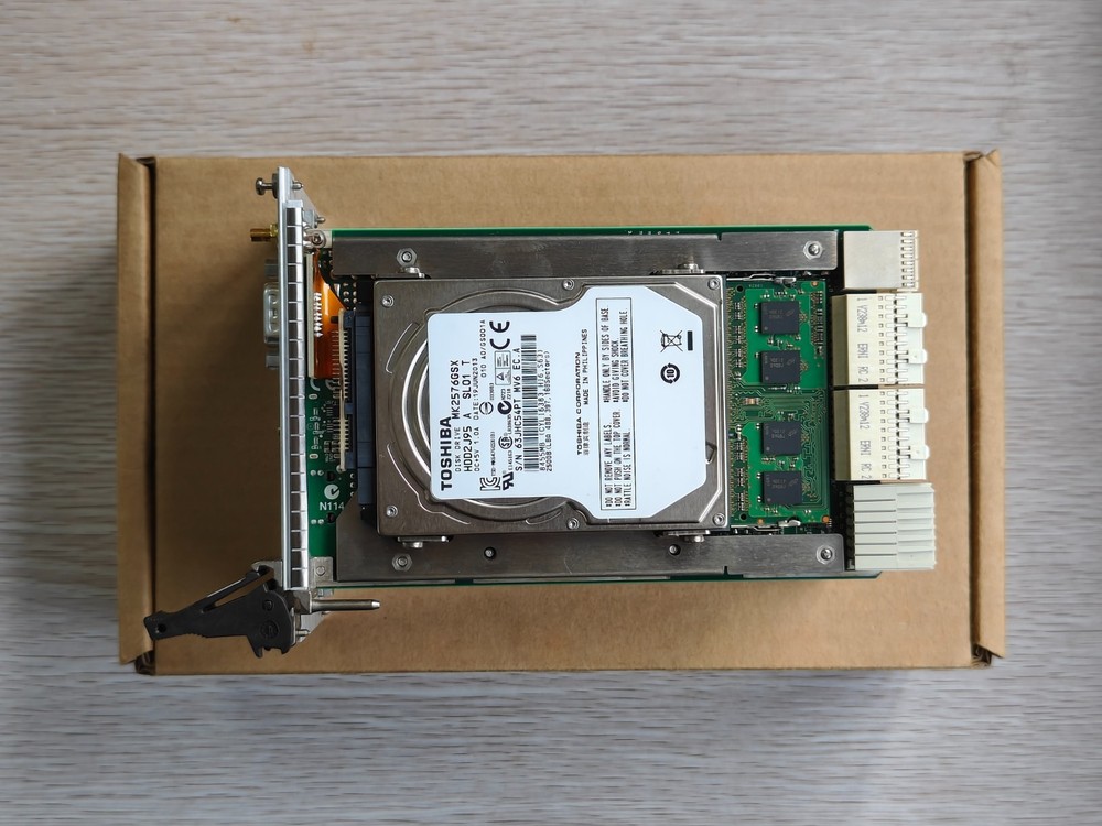 NI PXIE-8840 Embedded Controller