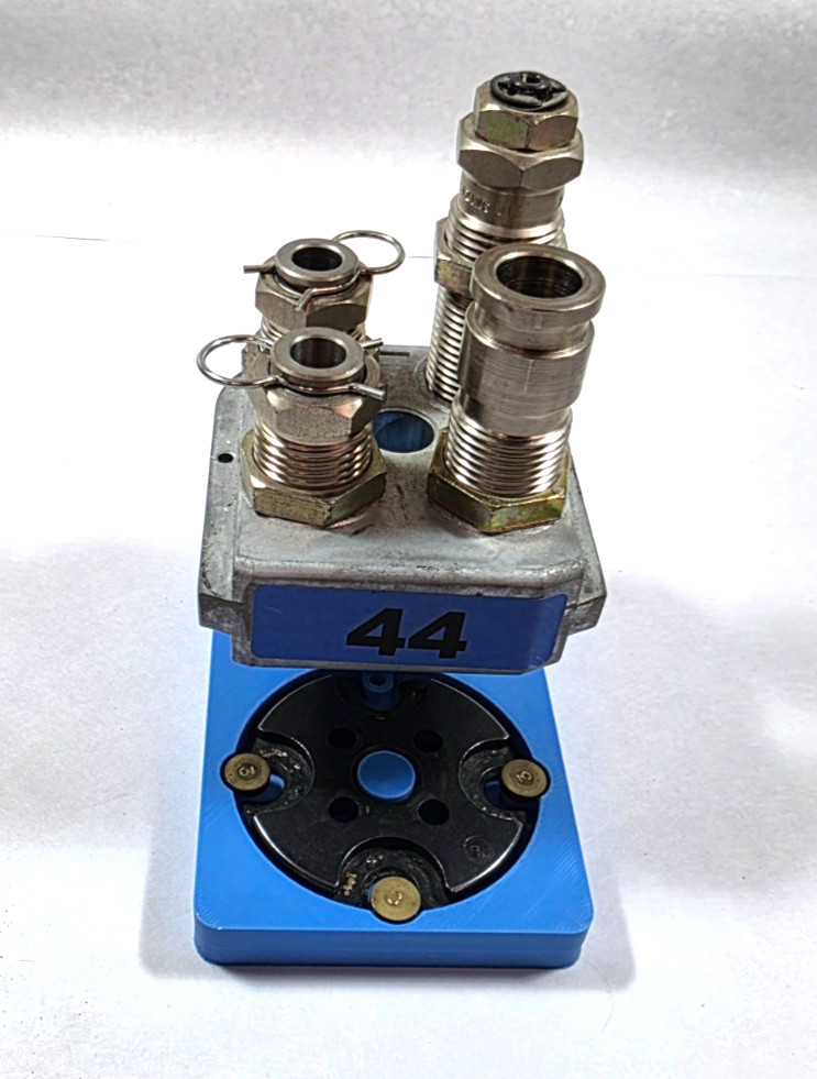 Dillon Precision 550 Toolhead Stand