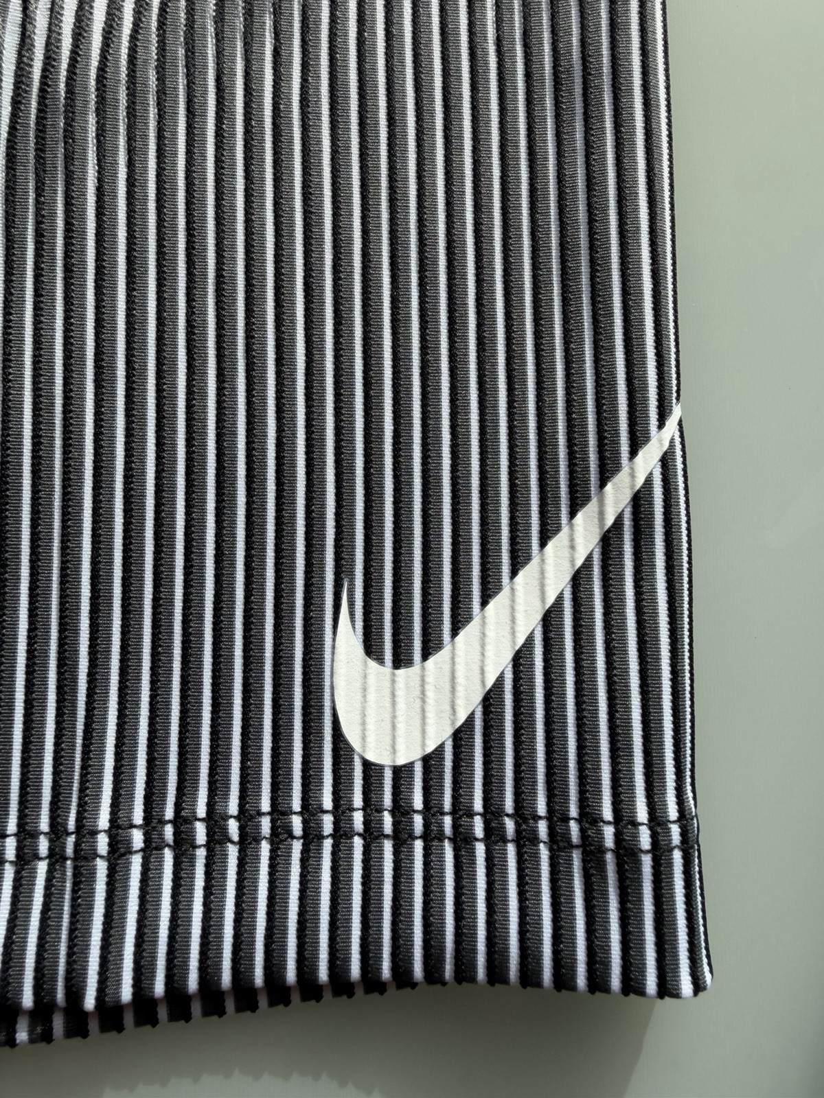 FN3369-013 Large Nike AeroSwift Men's Dri-FIT ADV Running 1/2-Length Leggings