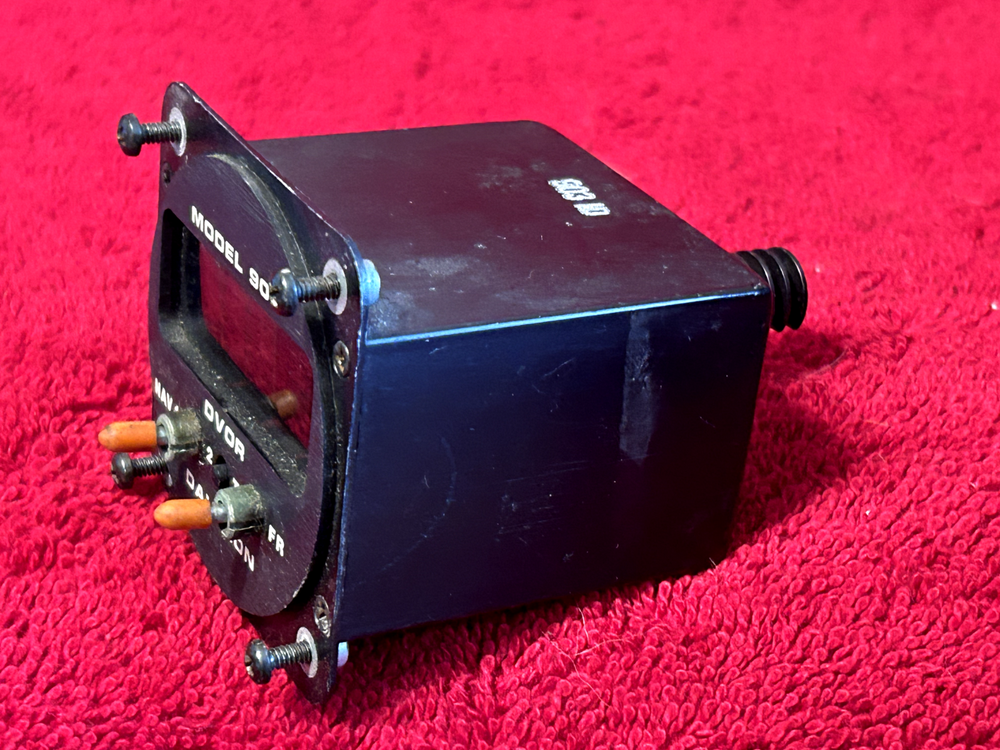 DAVTRON DVOR MODEL 903