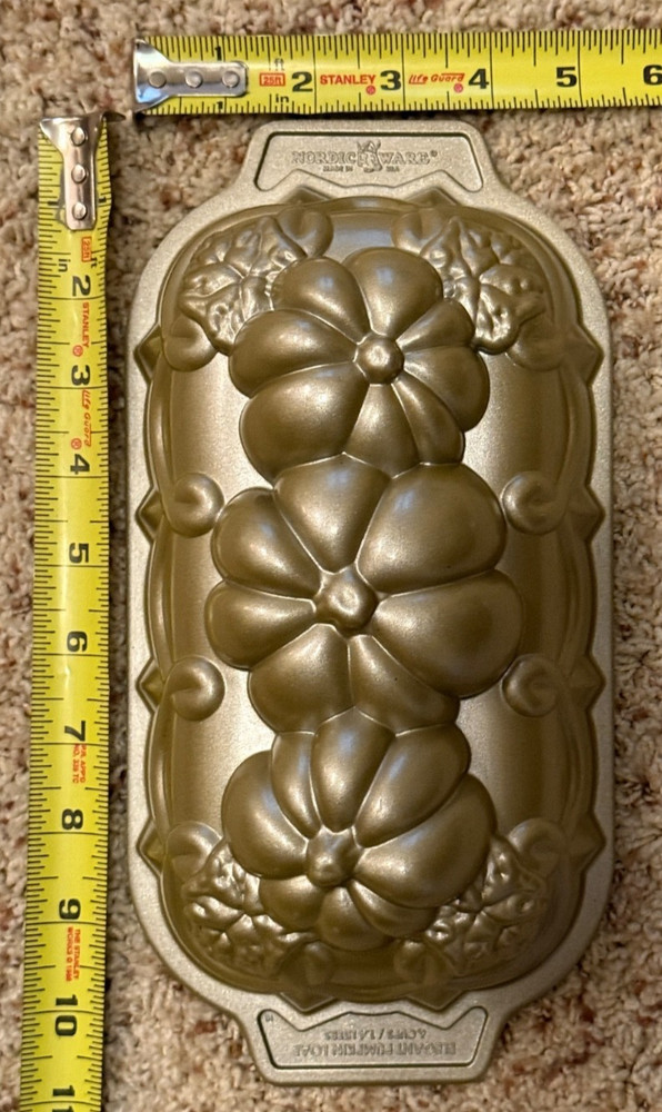 Nordic Ware Elegant Pumpkin Loaf (4 Cups)
