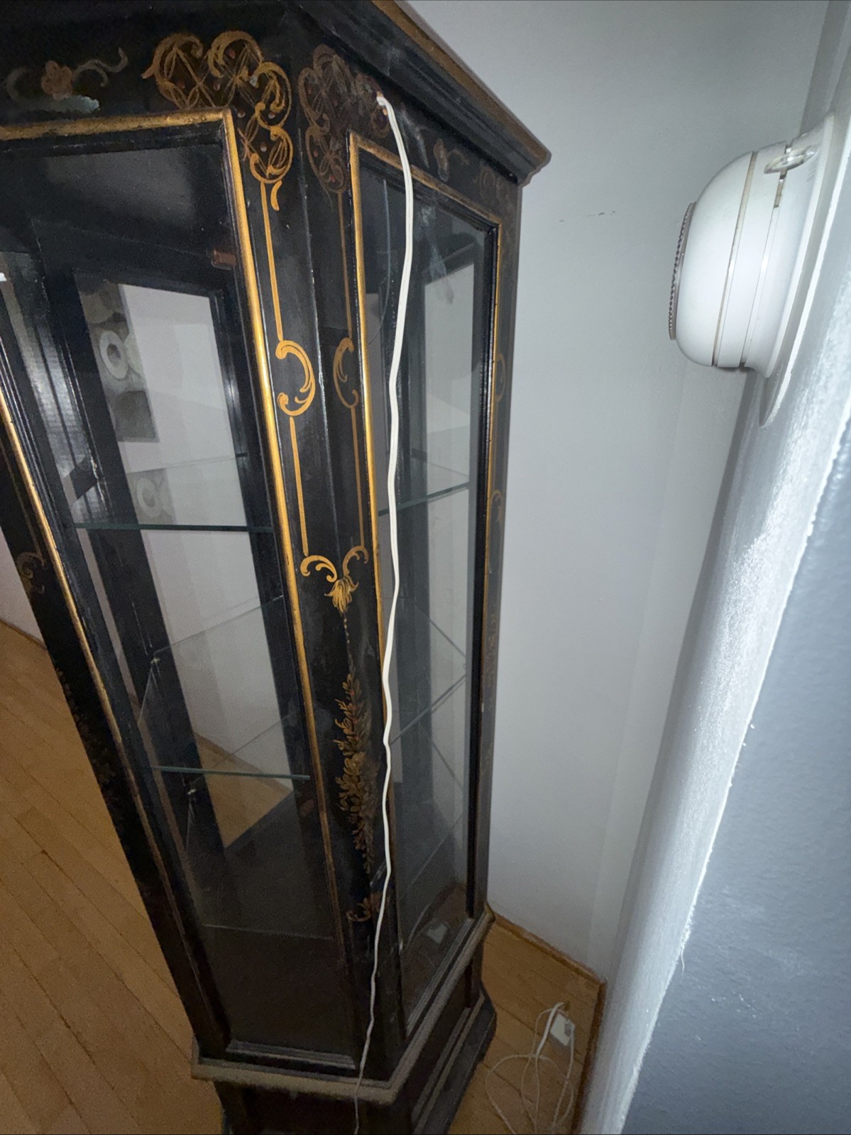 Vintage Chinoiserie Black Lacquered Hexagon Pagoda Curio Cabinet. Made In Italy