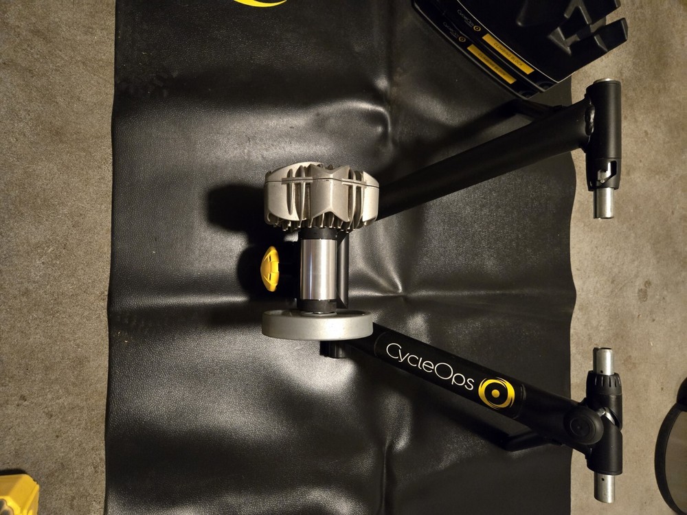 CycleOps Fluid2 Indoor Trainer