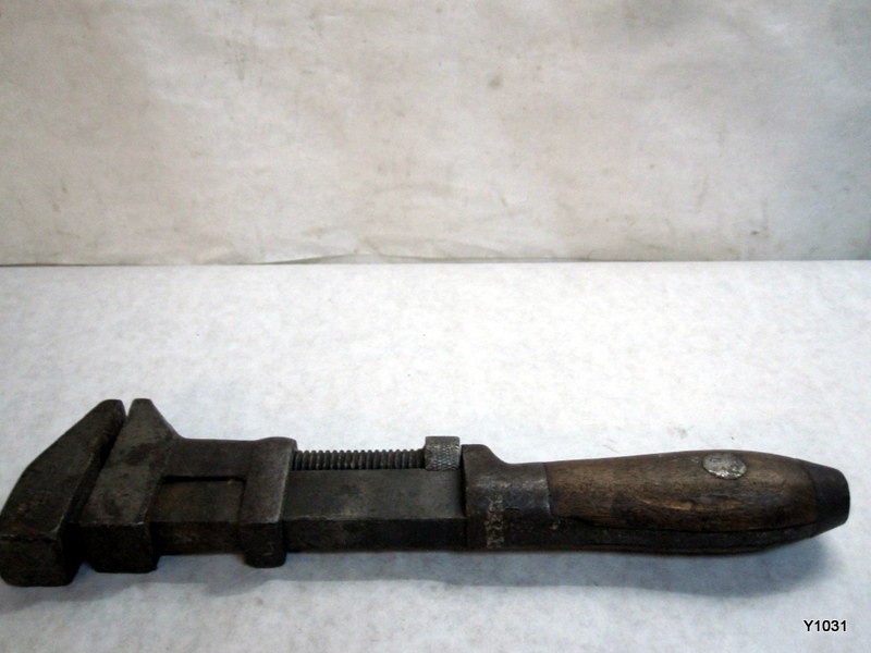 Antique l coe's 10" Adjustable monkey nut wrench wood handle e7