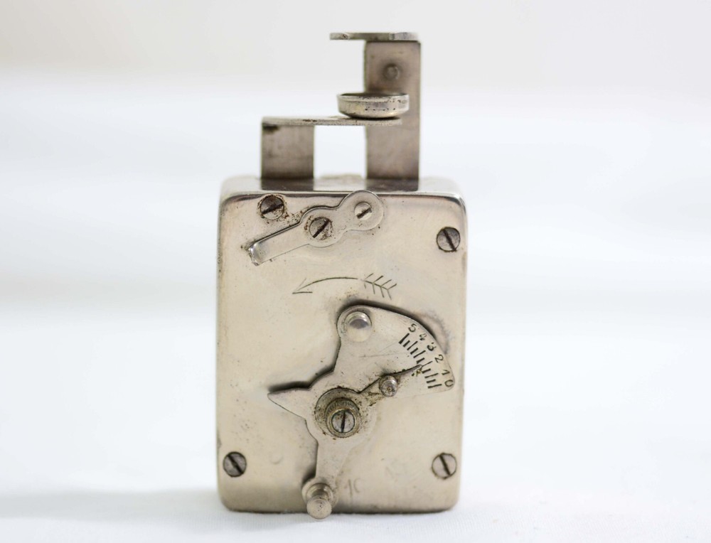 RARE VINTAGE D.B.K. CAMERA SELF-TIMER