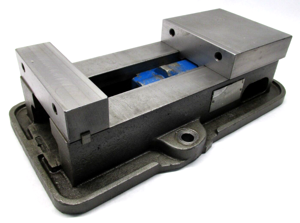 KURT ANGLOCK 6" MILLING MACHINE VISE - #D60