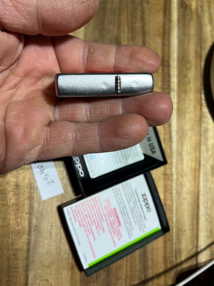 Zippo Lighter USA Flag cir. 2013 (25401)