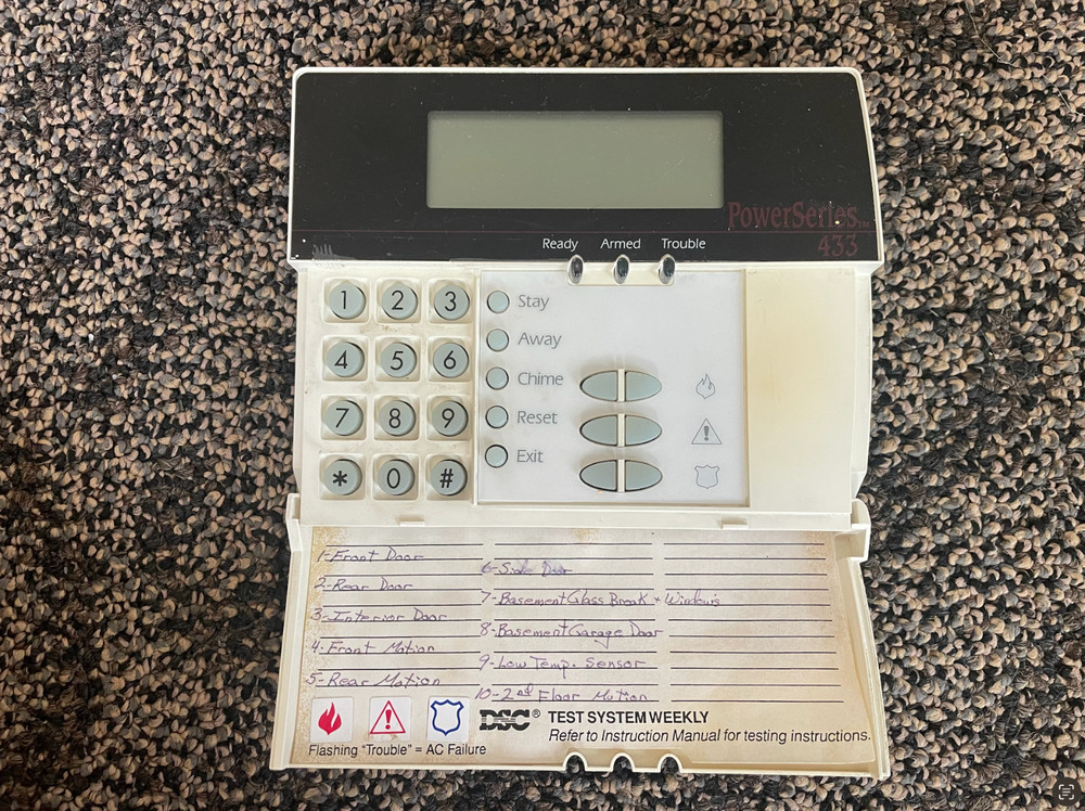 DSC PowerSeries 433 Alarm system Keypad - Pre-Owned condition