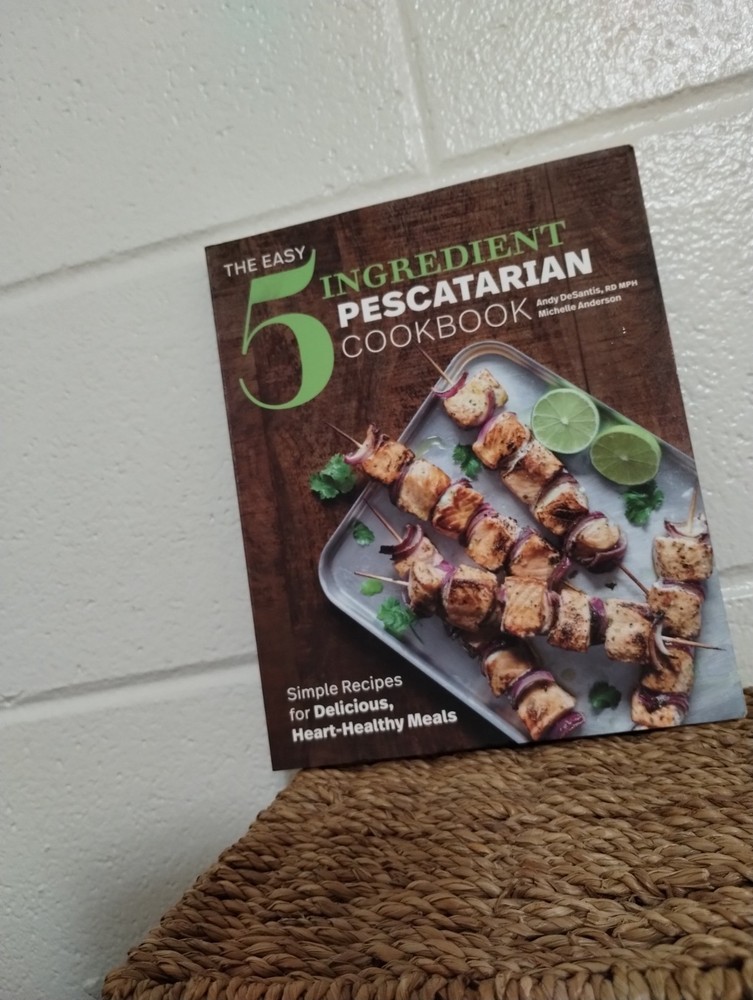 5 Ingredient Pescatarian Cookbook