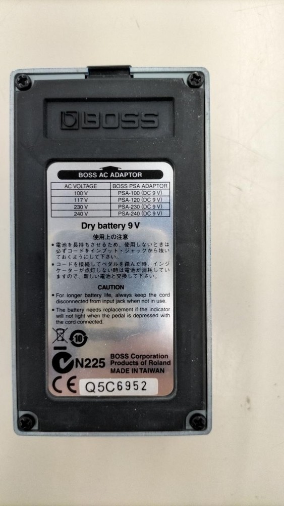 BOSS CS-3 COMPRESSION SUSTAINER Effector Pedal From Japan