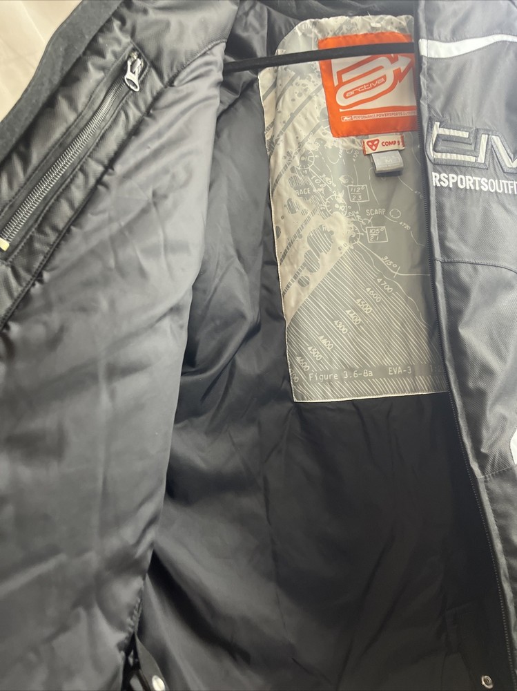 Arctic’s Comp 5 Men’s Jacket, Black, Size medium, Tri-Mode Equipped