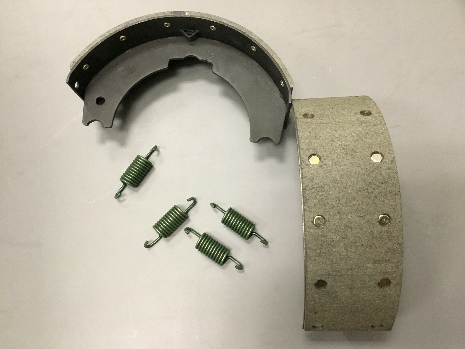 3722G501 Parking Brake Shoes, 3722-C-497 & spring kit 10" x 3" Ships Same Day!